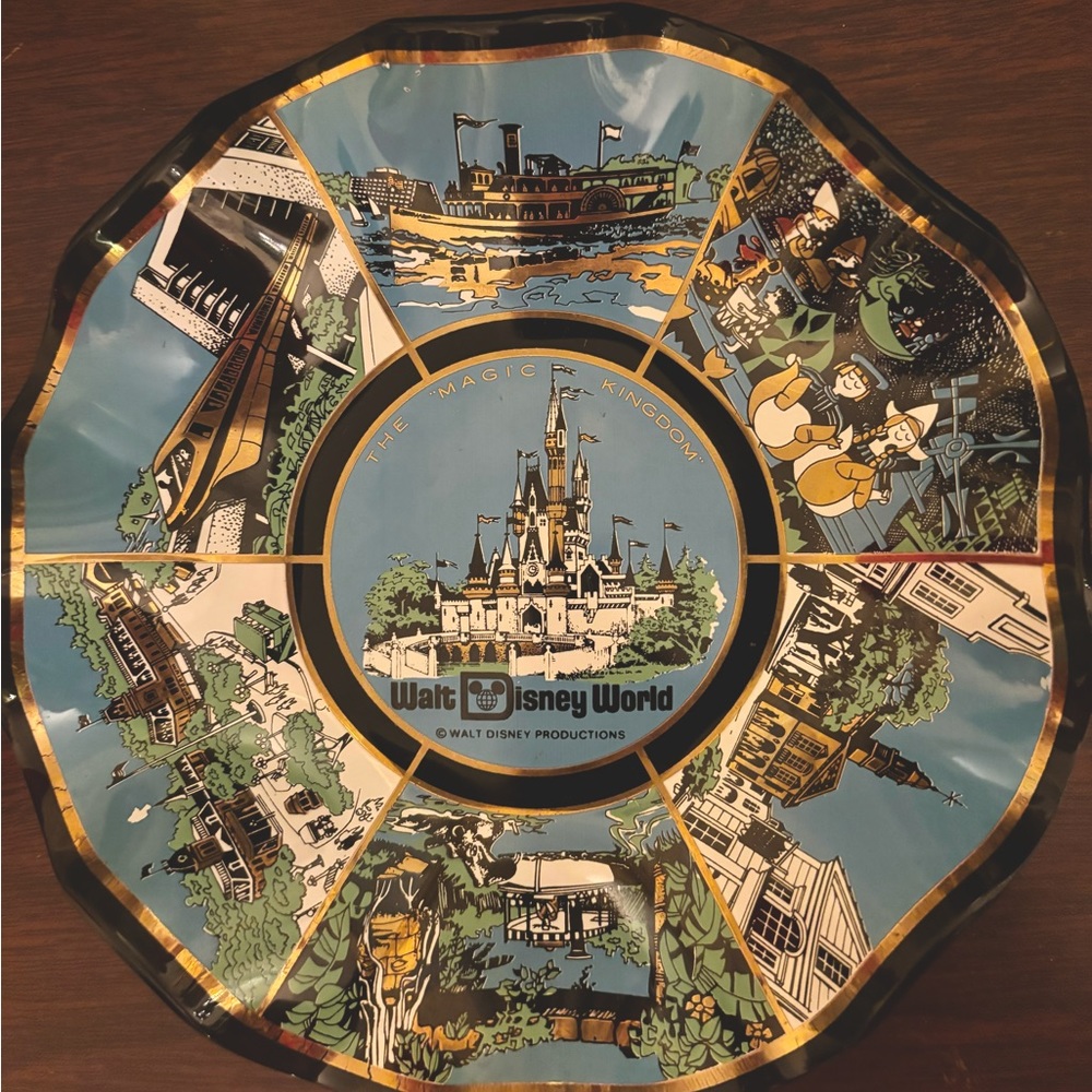 Ruffled Disney vintage dish